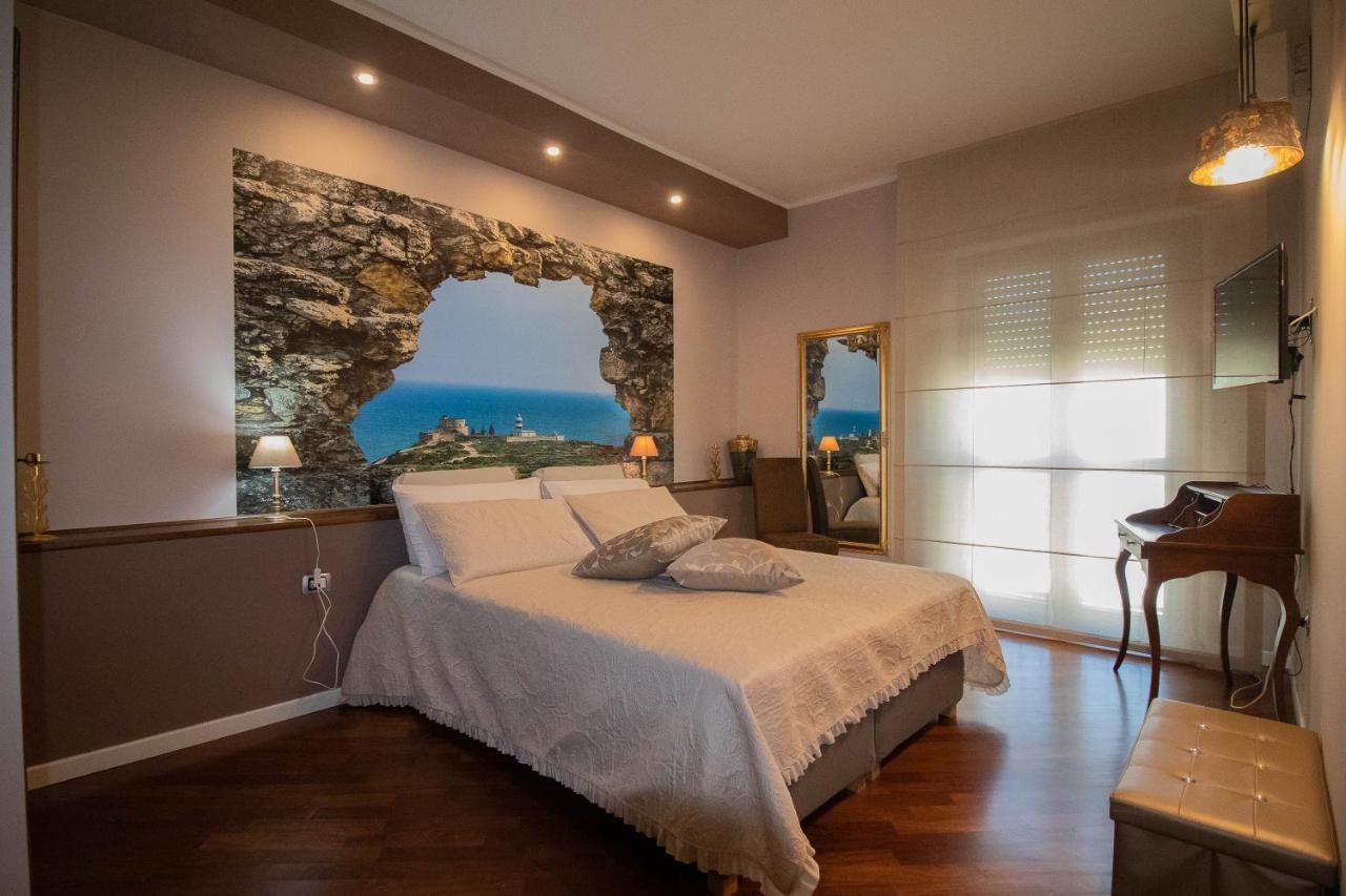 La Casa Di Adele Cagliari B&B Εξωτερικό φωτογραφία