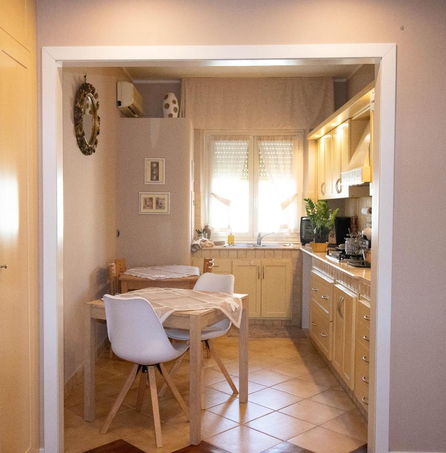 La Casa Di Adele Cagliari B&B Εξωτερικό φωτογραφία