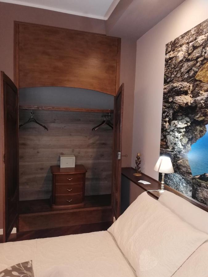 La Casa Di Adele Cagliari B&B Εξωτερικό φωτογραφία
