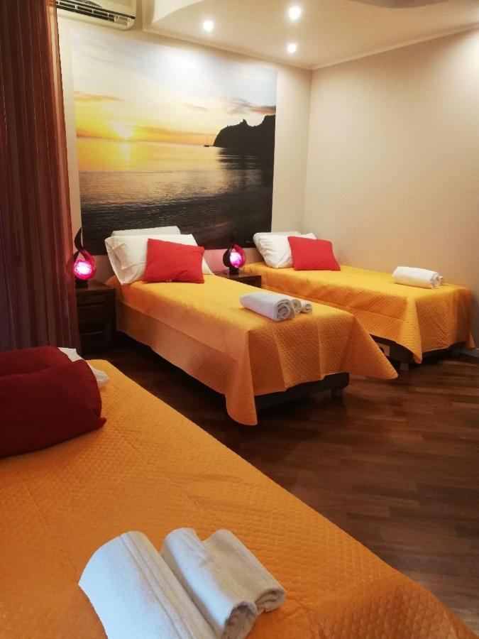 La Casa Di Adele Cagliari B&B Εξωτερικό φωτογραφία